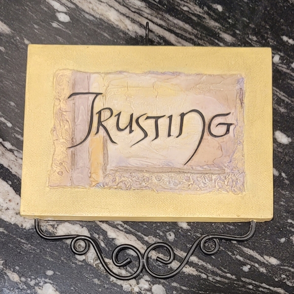 Vintage Home Interior 3D Love Is Kind Patient And Trusting Wall Decor 4pc - Picture 8 of 10